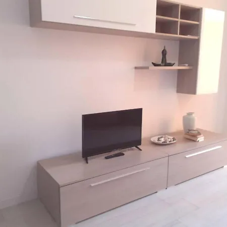 Una Casa Vacanze In Una Posizione Accogliente Ferienhaus Santo Stefano al Mare
